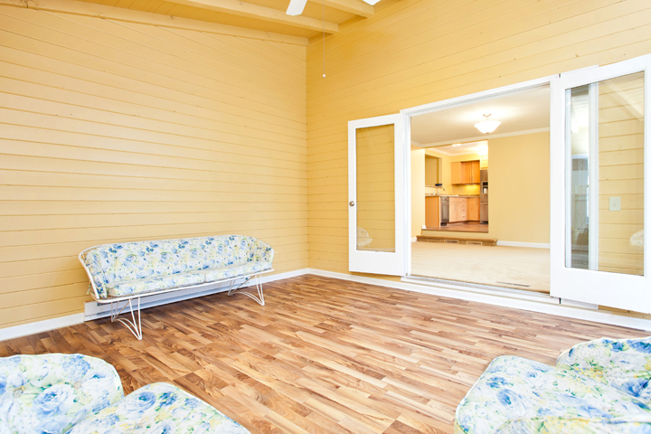 36th Ave 11 Sunroom